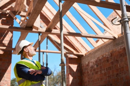 Comment identifier une entreprise de second œuvre qualifiée pour vos travaux