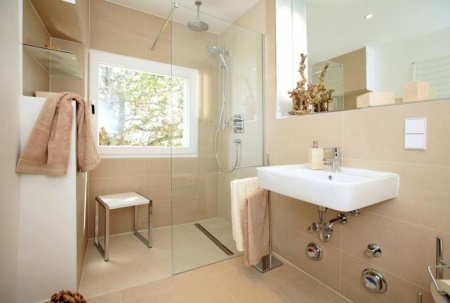Douche &agrave; l'italienne ou baignoire, comment organiser une salle de bains cl&eacute; en main ?